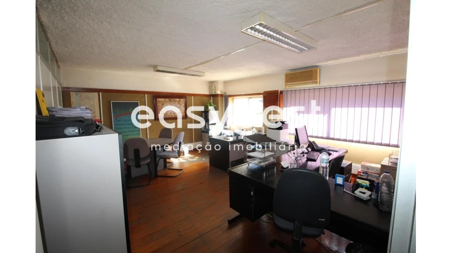 Loja para Venda em Sé Nova, Santa Cruz, Almedina e São Bartolomeu Foto 9