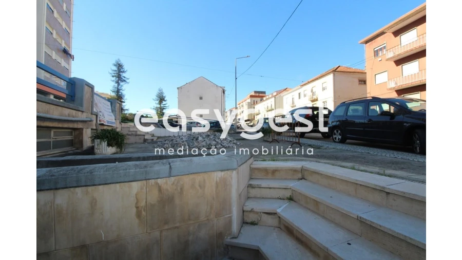 Loja para Venda em Sé Nova, Santa Cruz, Almedina e São Bartolomeu Foto 12