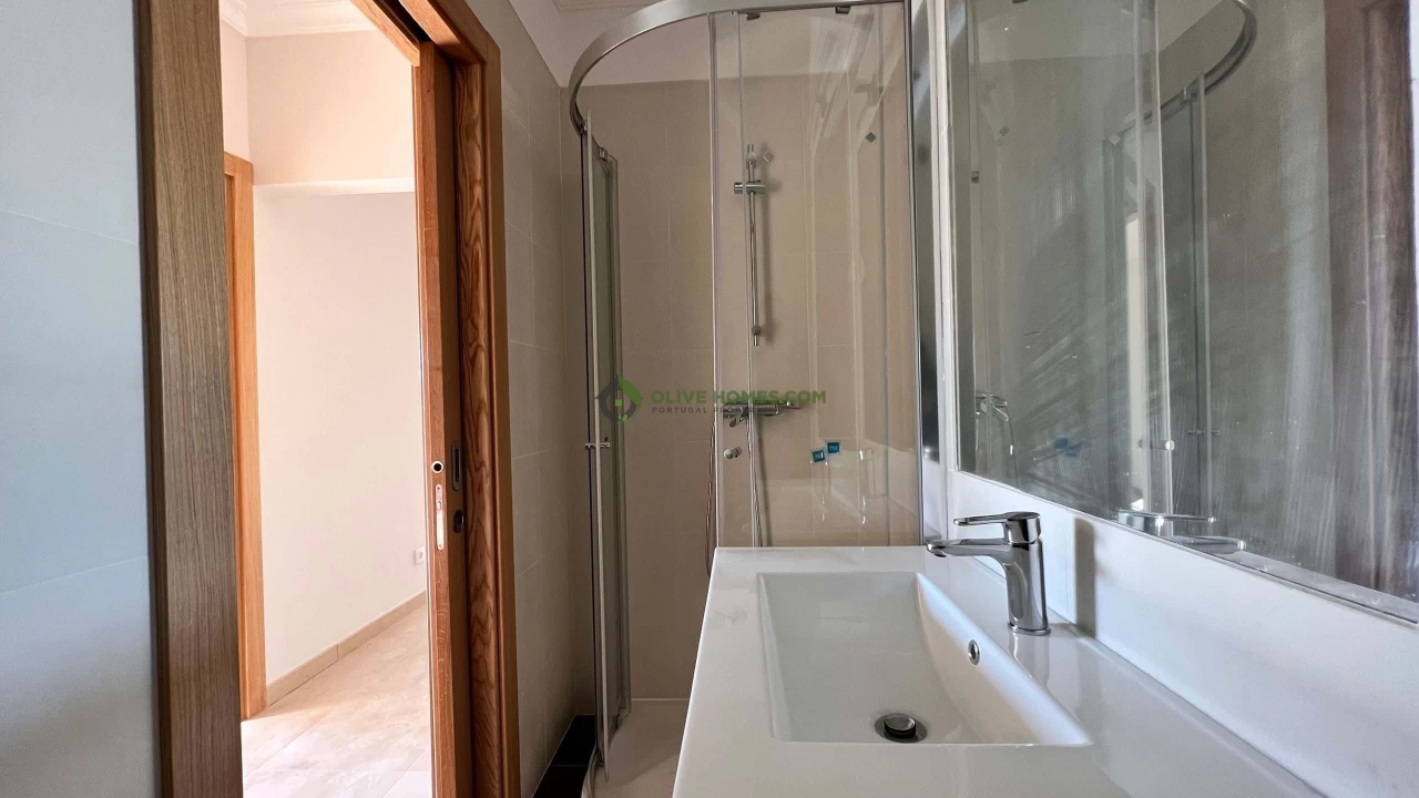 Apartamento T2 para Venda em Lagos (São Sebastião e Santa Maria) Foto 10