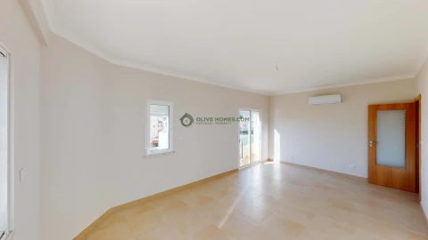 Apartamento T2 para Venda em Lagos (São Sebastião e Santa Maria)