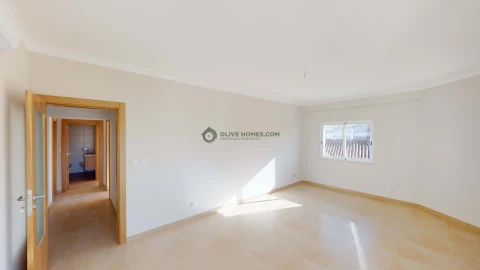 Apartamento T2 para Venda em Lagos (São Sebastião e Santa Maria)