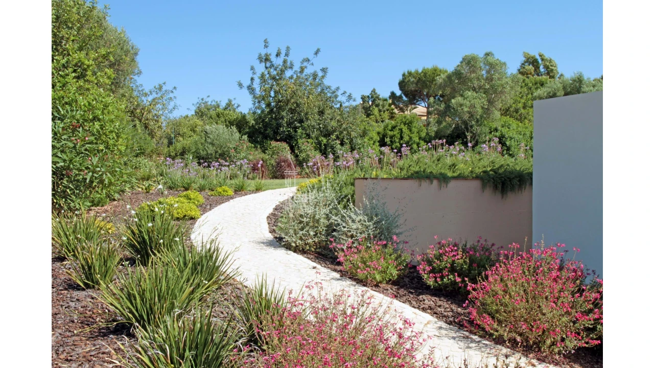 Moradia T9 para Venda em Olhão Foto 24