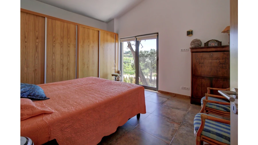 Moradia T9 para Venda em Olhão Foto 16