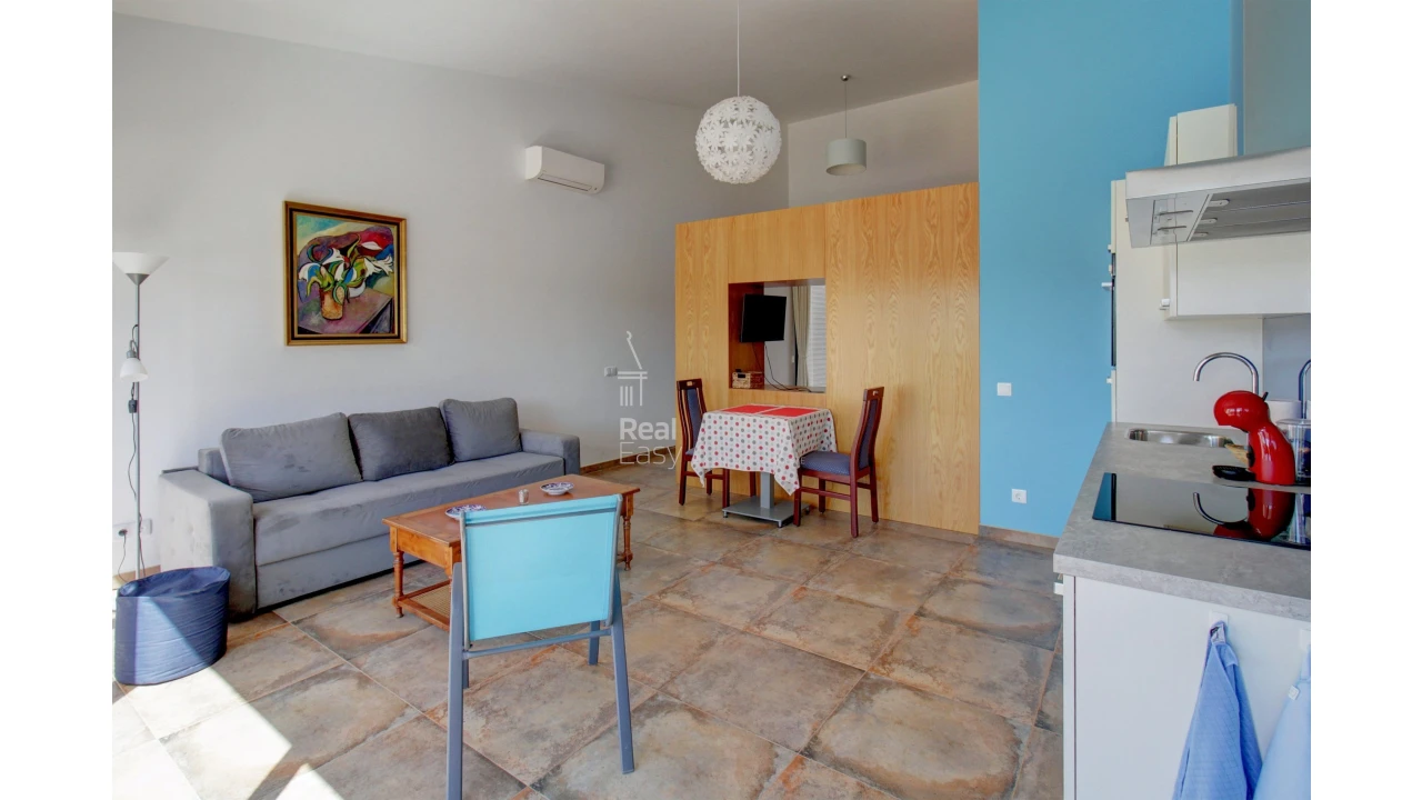 Moradia T9 para Venda em Olhão Foto 32