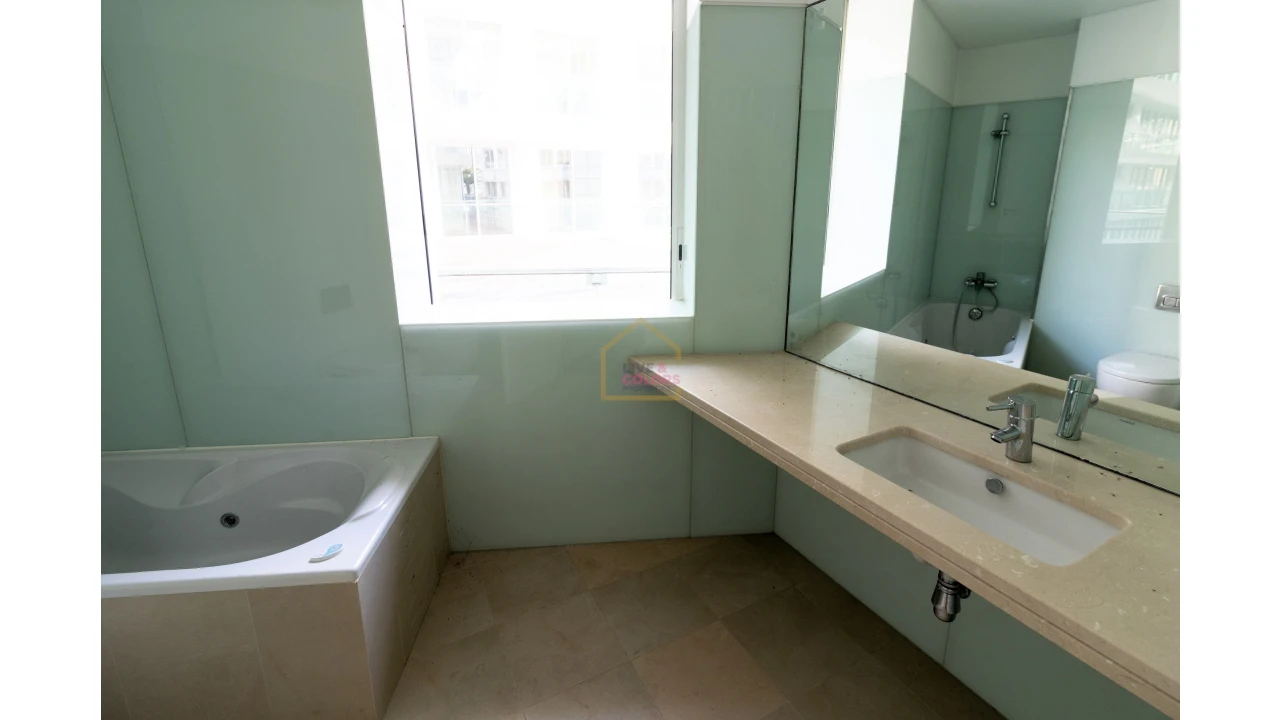 Apartamento T4 para Venda em Funchal (Se) Foto 16