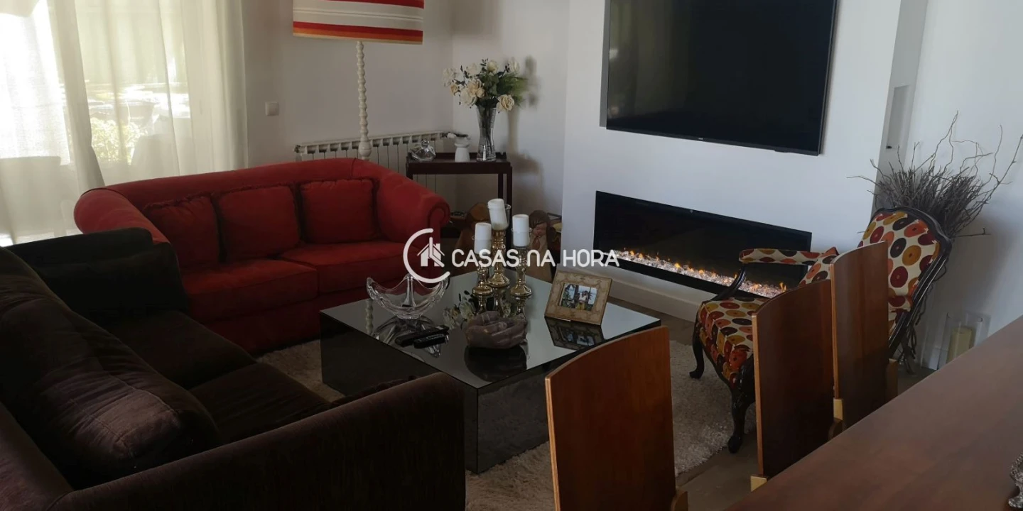 Moradia T5 para Venda em Pinhal Novo Foto 10