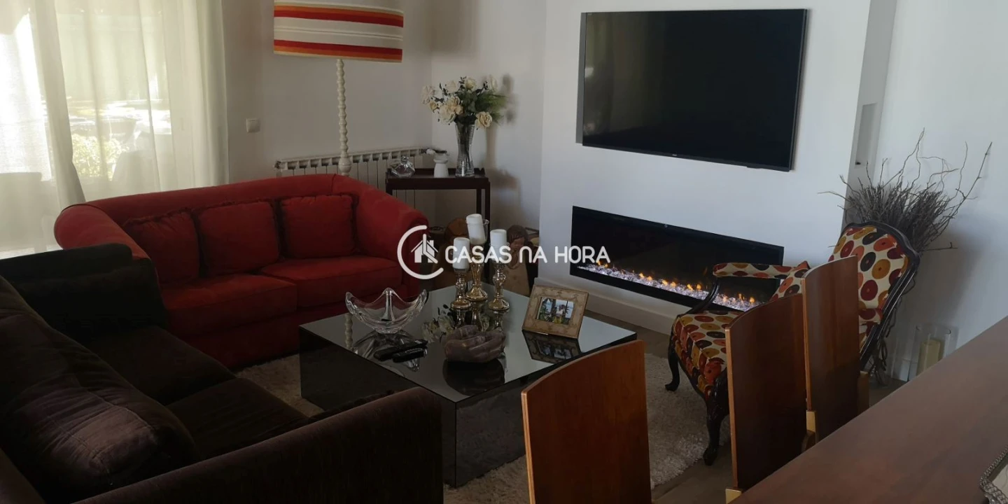 Moradia T5 para Venda em Pinhal Novo Foto 11