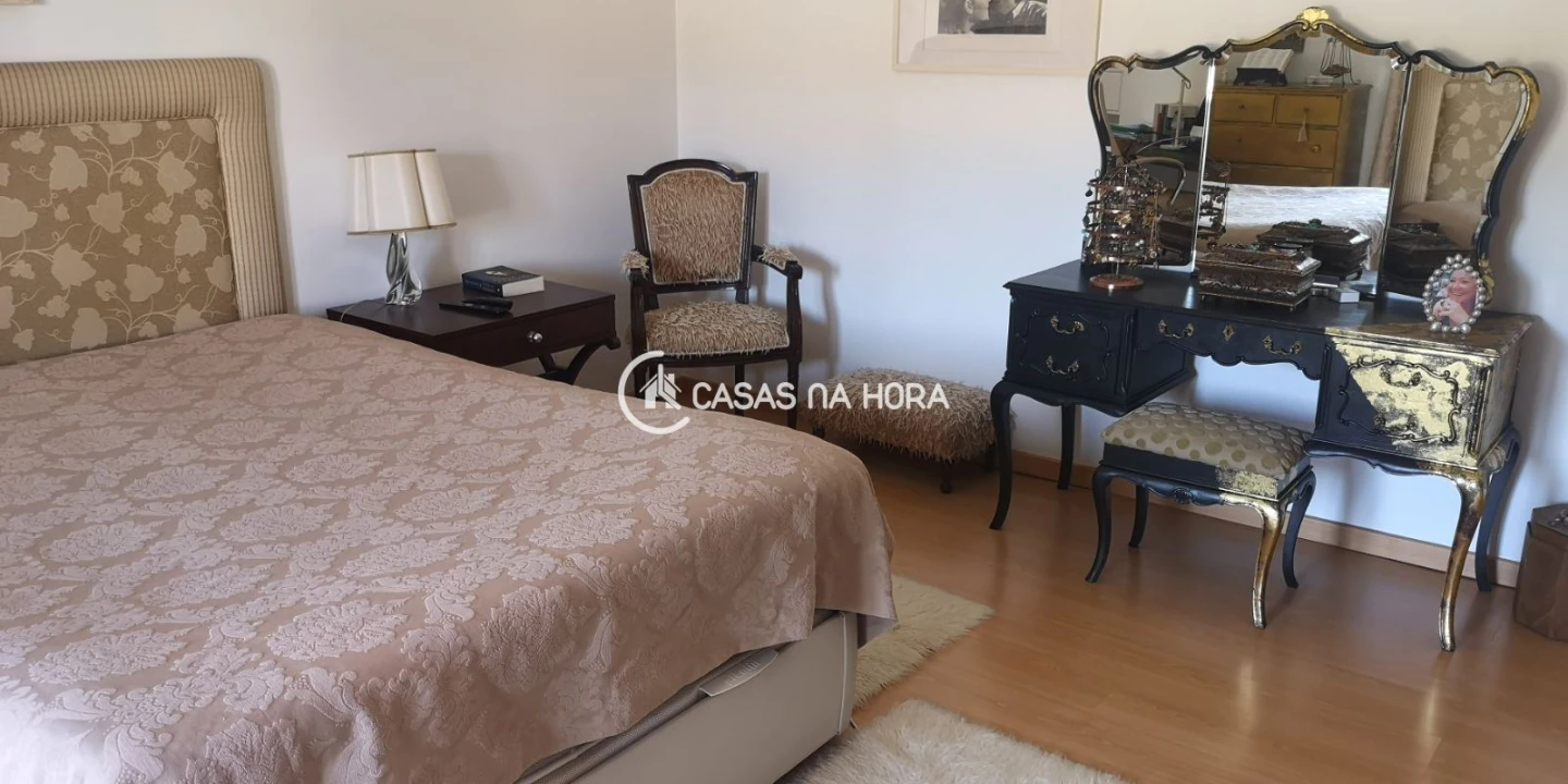 Moradia T5 para Venda em Pinhal Novo Foto 17