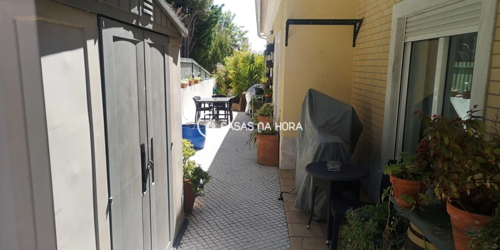 Moradia T5 para Venda em Pinhal Novo Foto 3