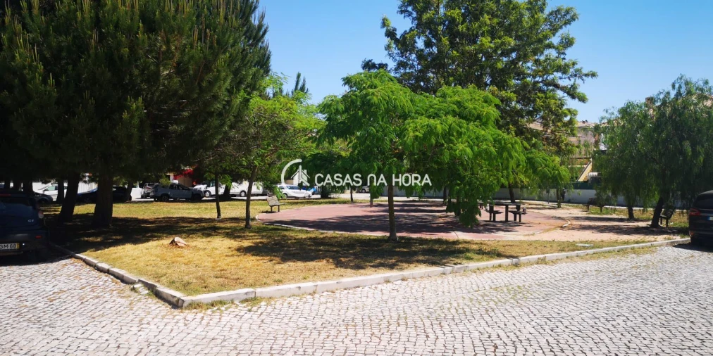 Moradia T5 para Venda em Pinhal Novo Foto 29