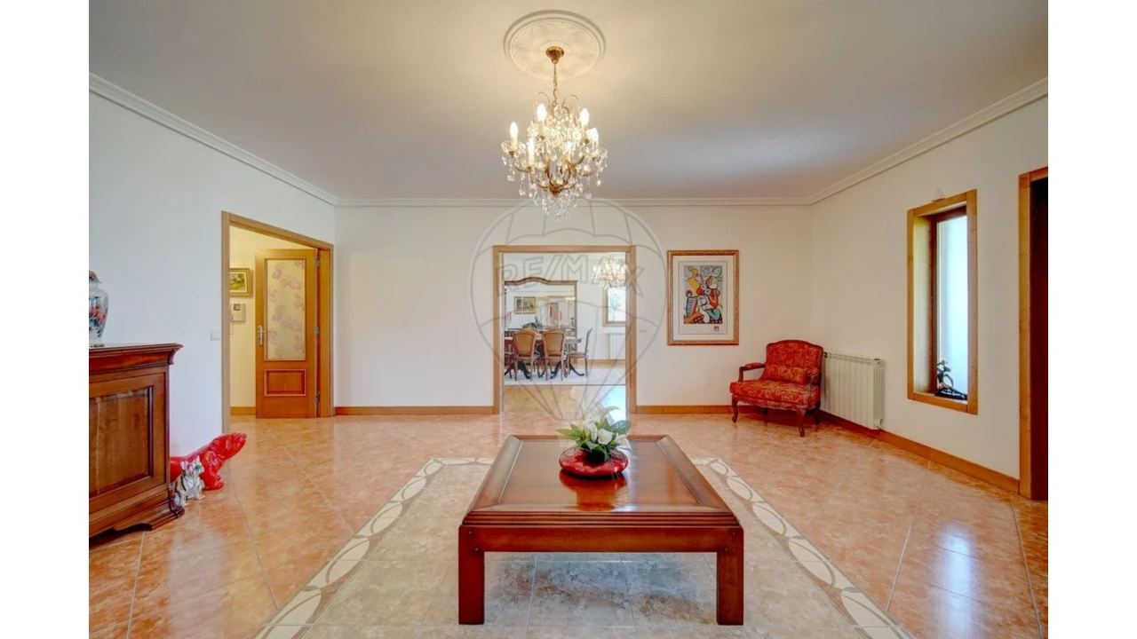 Moradia T4 para Venda em Lama de Arcos Foto 8