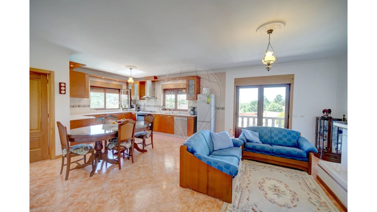 Moradia T4 para Venda em Lama de Arcos Foto 22