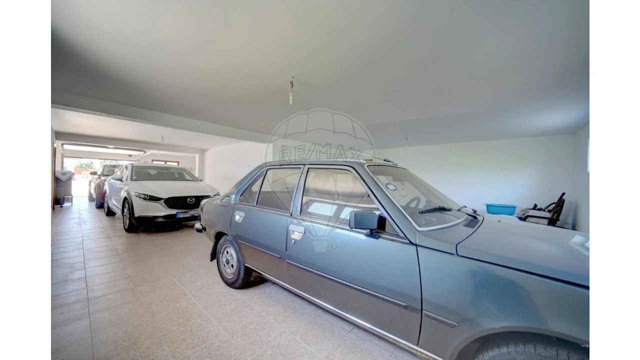 Moradia T4 para Venda em Lama de Arcos Foto 32