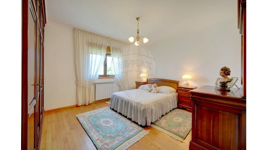 Moradia T4 para Venda em Lama de Arcos Foto 16