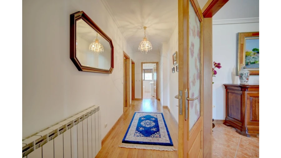 Moradia T4 para Venda em Lama de Arcos Foto 13