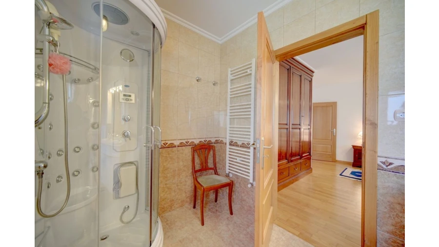 Moradia T4 para Venda em Lama de Arcos Foto 12