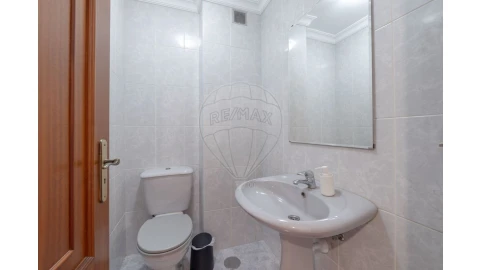Apartamento T3 para Venda em Gondomar (São Cosme), Valbom e Jovim