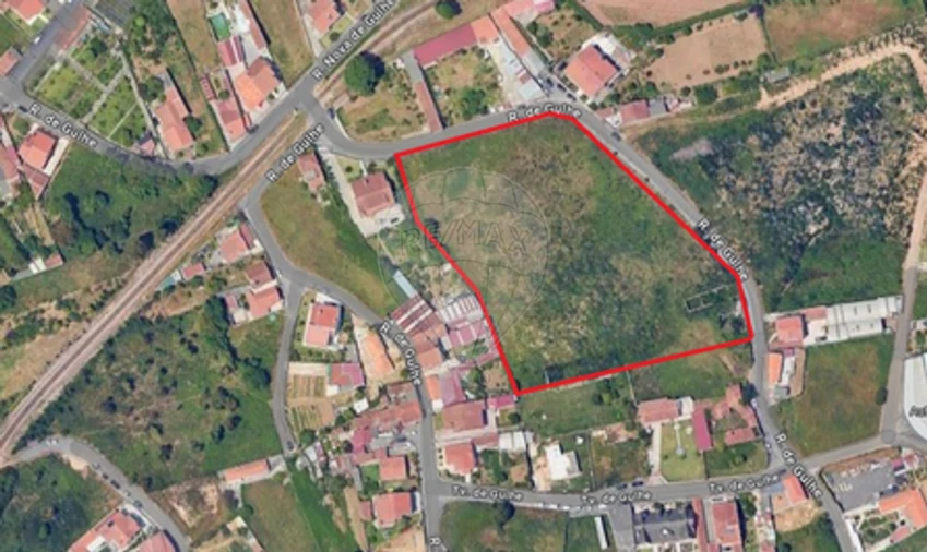 Terreno para Venda em Silvalde Foto 1