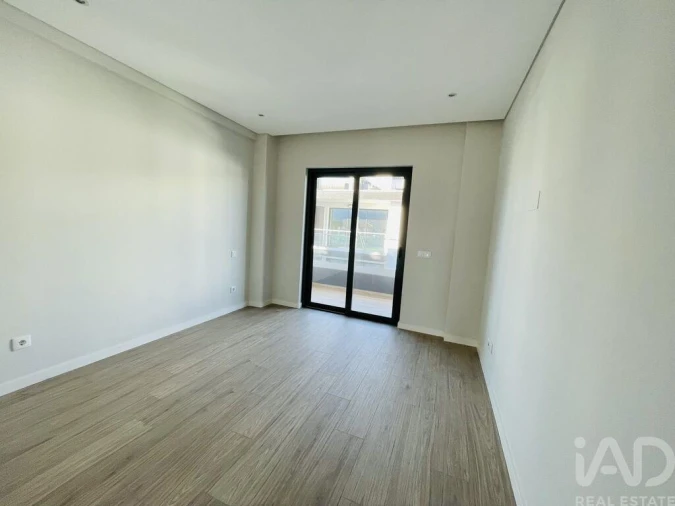 Apartamento T3 para Venda em Montenegro Foto 14