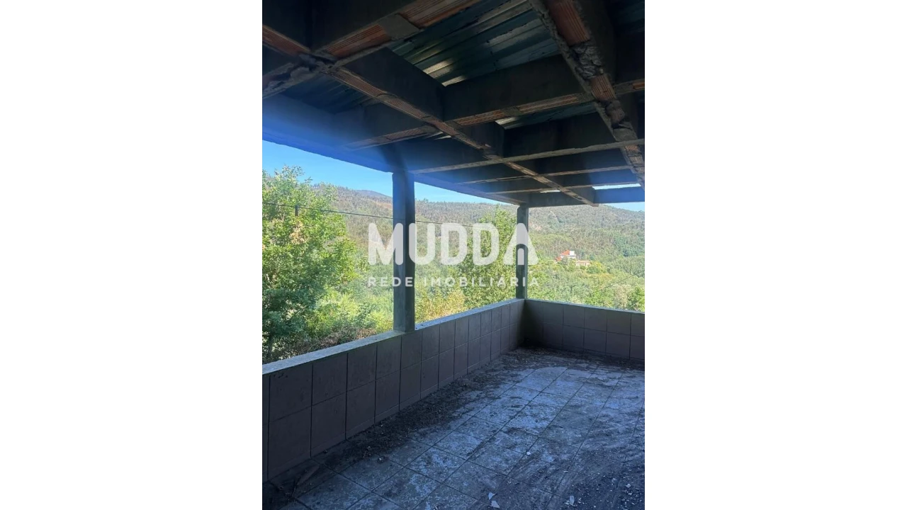 Moradia T2 para Venda em Santa Eulalia Foto 7