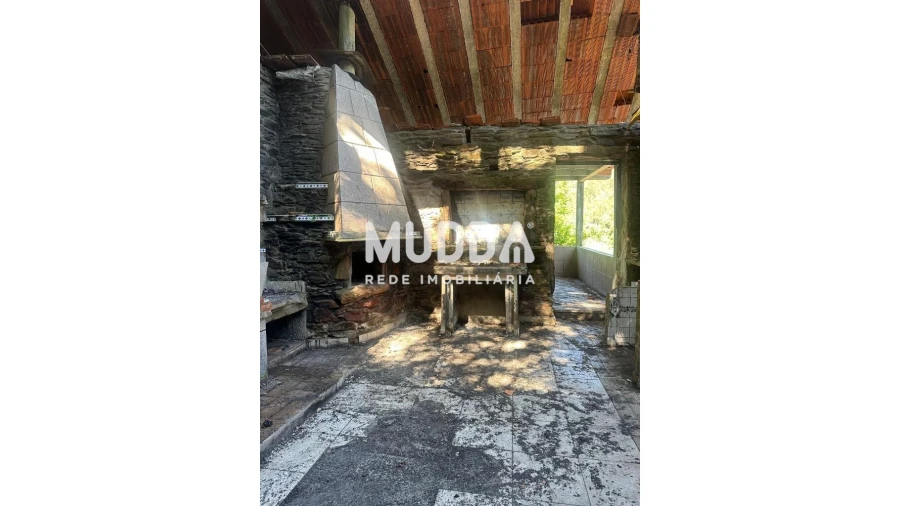 Moradia T2 para Venda em Santa Eulalia Foto 9