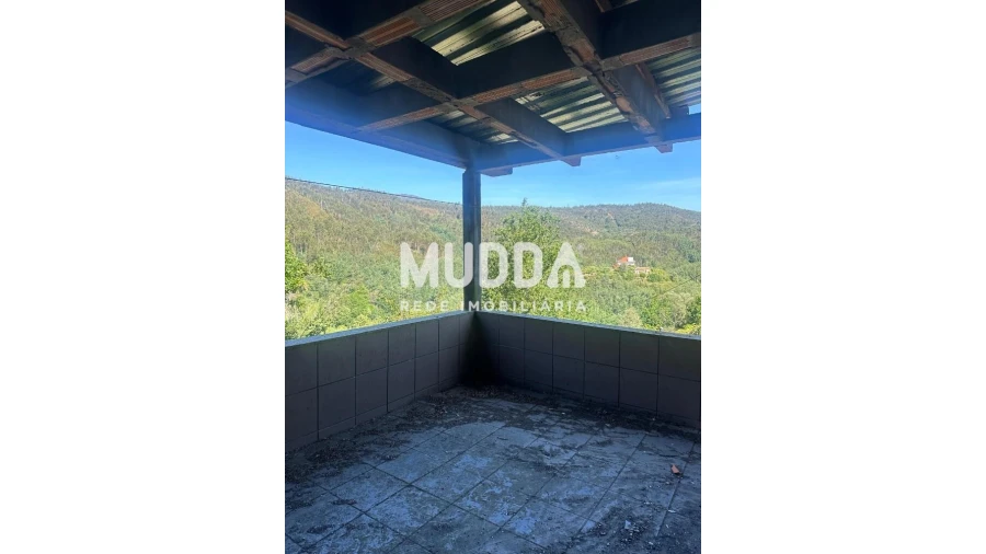 Moradia T2 para Venda em Santa Eulalia Foto 5