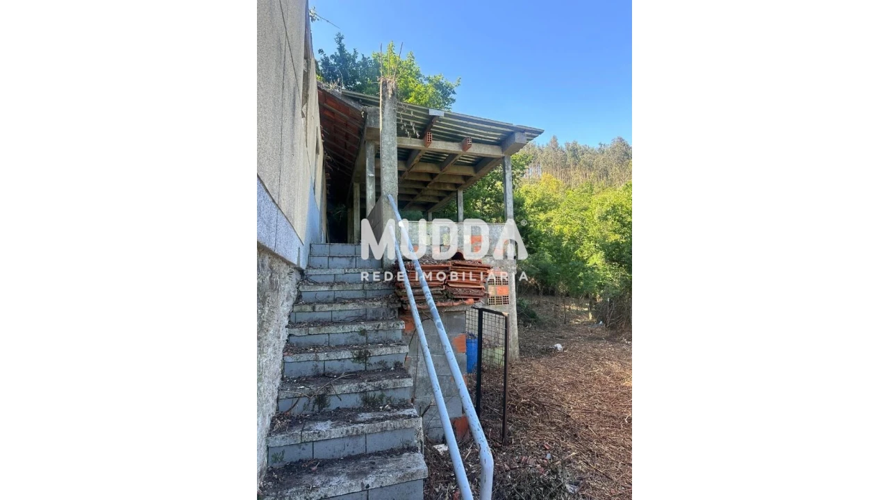 Moradia T2 para Venda em Santa Eulalia Foto 1