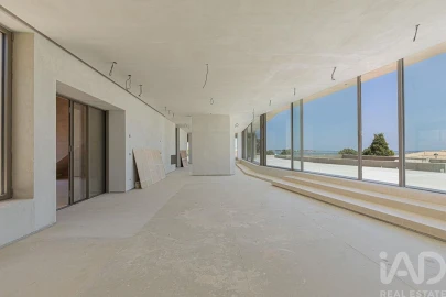 Moradia T5 para Venda em Odiaxere