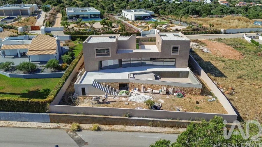 Moradia T5 para Venda em Odiaxere Foto 30