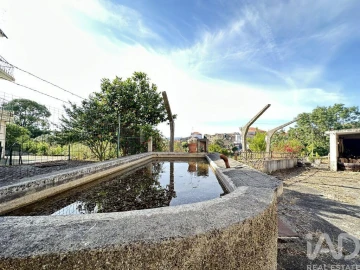 Moradia T8 para Venda em Vila Cortes da Serra