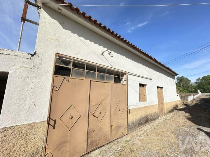 Moradia T8 para Venda em Vila Cortes da Serra Foto 24