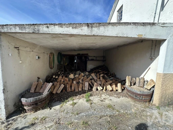 Moradia T8 para Venda em Vila Cortes da Serra Foto 22