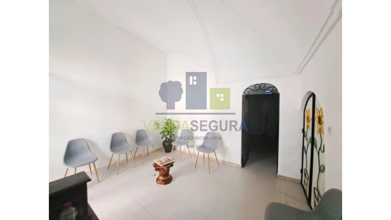 Loja para Venda em Safara e Santo Aleixo da Restauração Foto 3