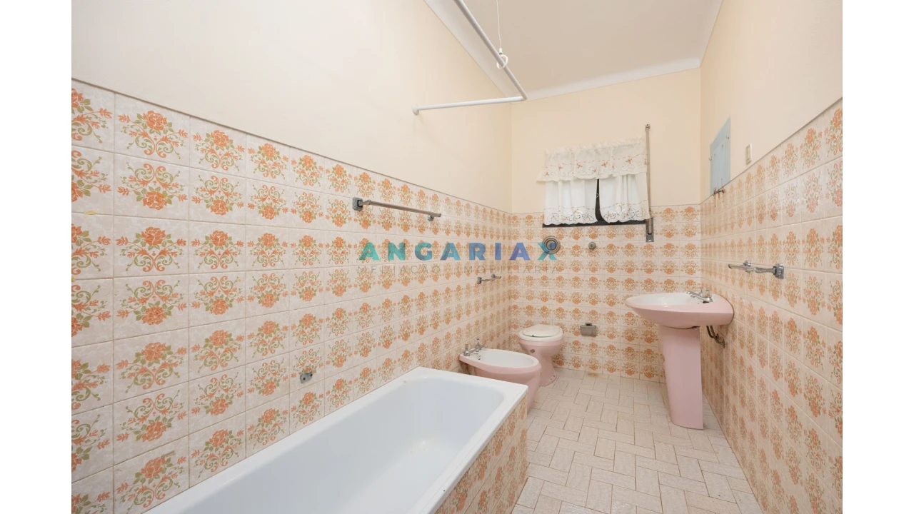 Moradia T3 para Venda em Serro Ventoso Foto 7