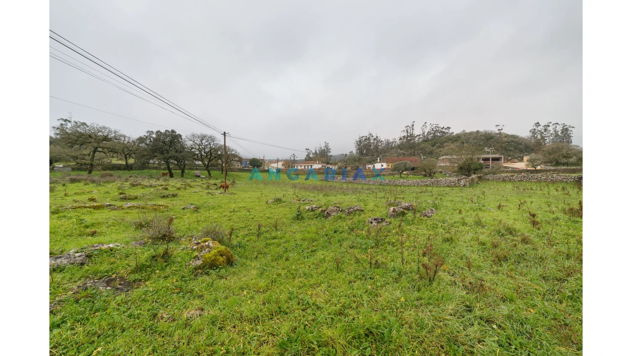 Moradia T3 para Venda em Serro Ventoso Foto 35