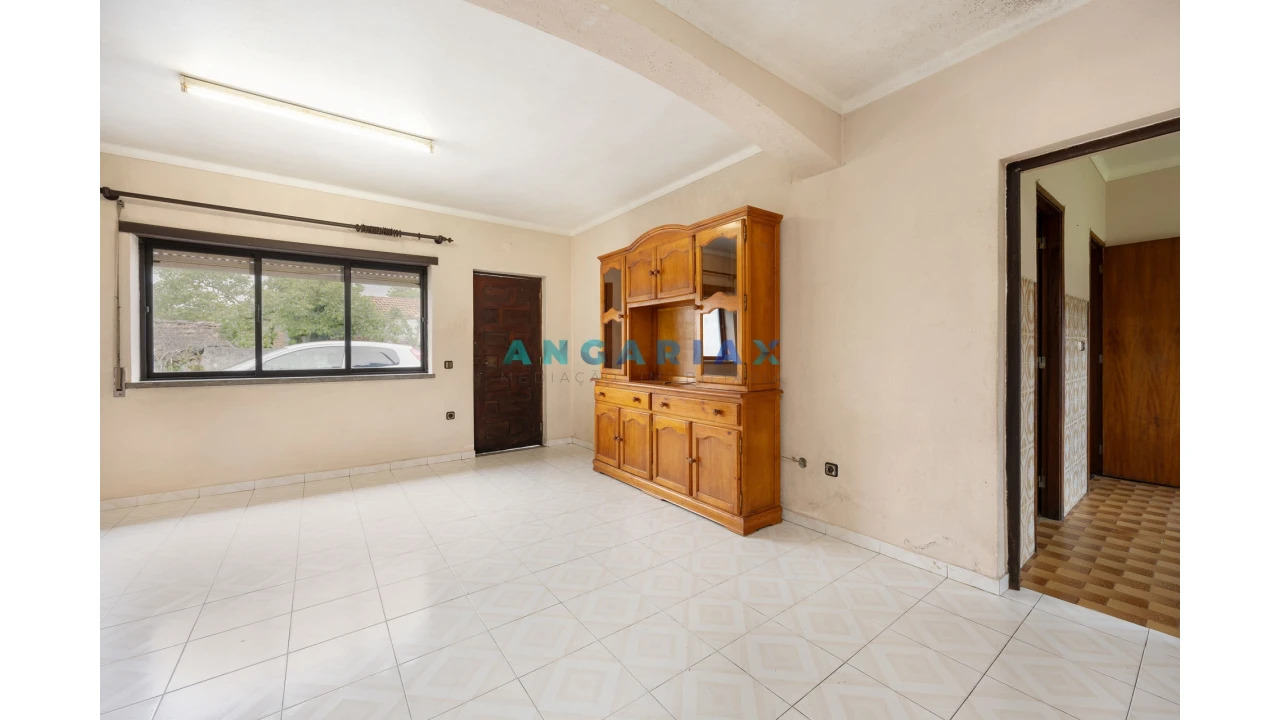 Moradia T3 para Venda em Serro Ventoso Foto 4