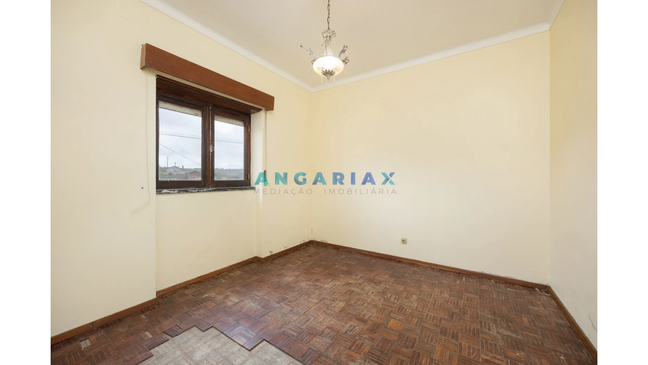 Moradia T3 para Venda em Serro Ventoso Foto 5