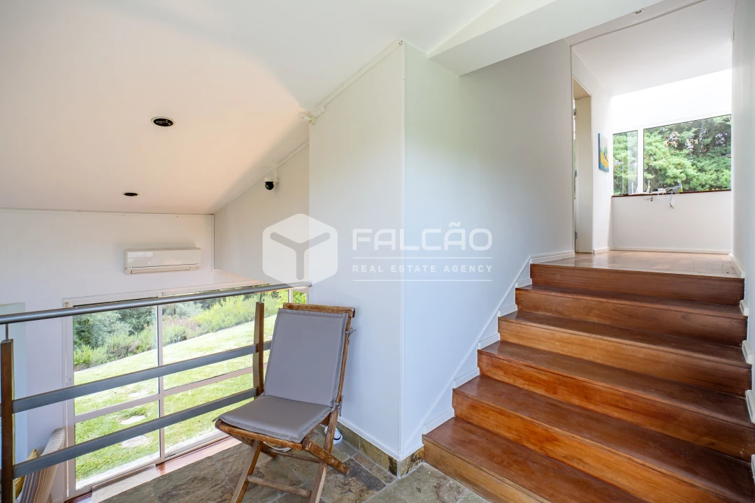 Moradia T4 para Venda em Moçarria Foto 53