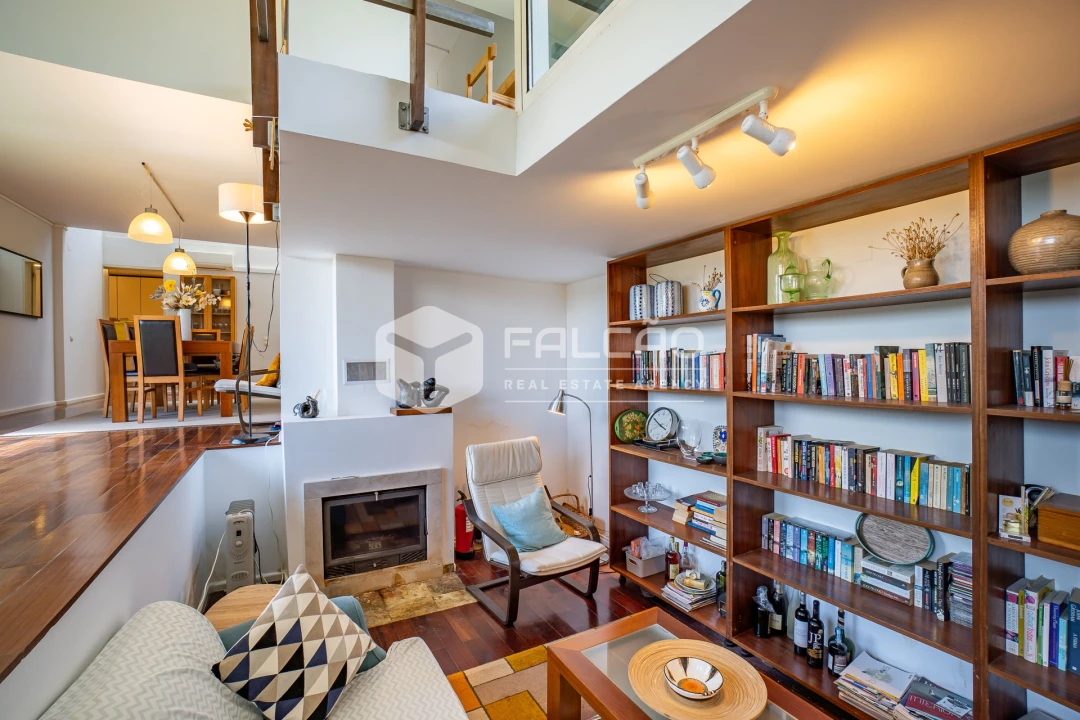 Moradia T4 para Venda em Moçarria Foto 1