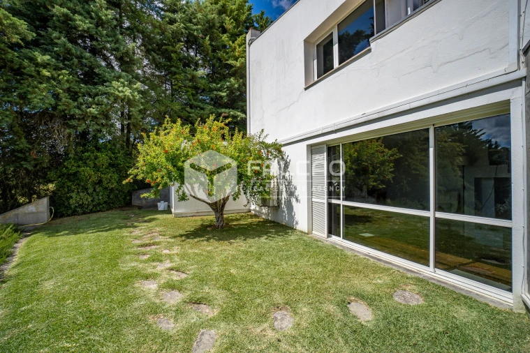 Moradia T4 para Venda em Moçarria Foto 22