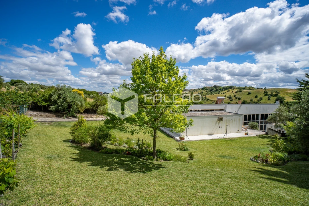 Moradia T4 para Venda em Moçarria Foto 33