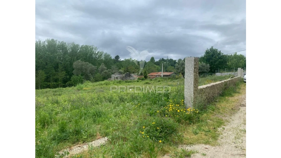 Terreno para Venda em Vinhos Foto 6