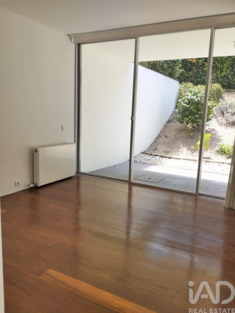 Moradia T4 para Venda em Vau