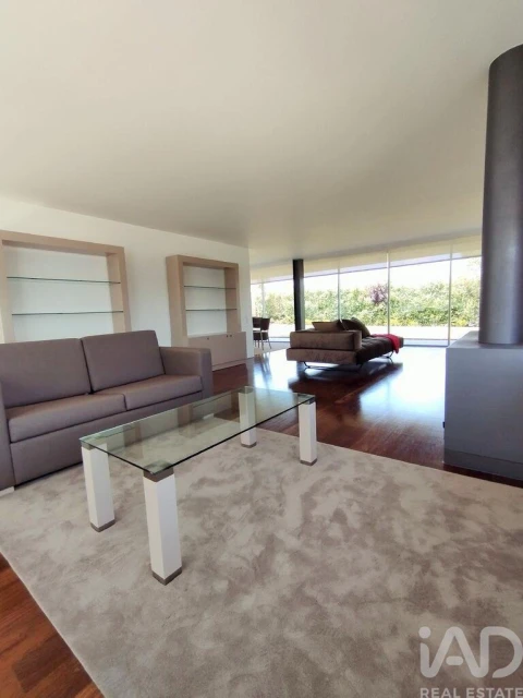 Moradia T4 para Venda em Vau
