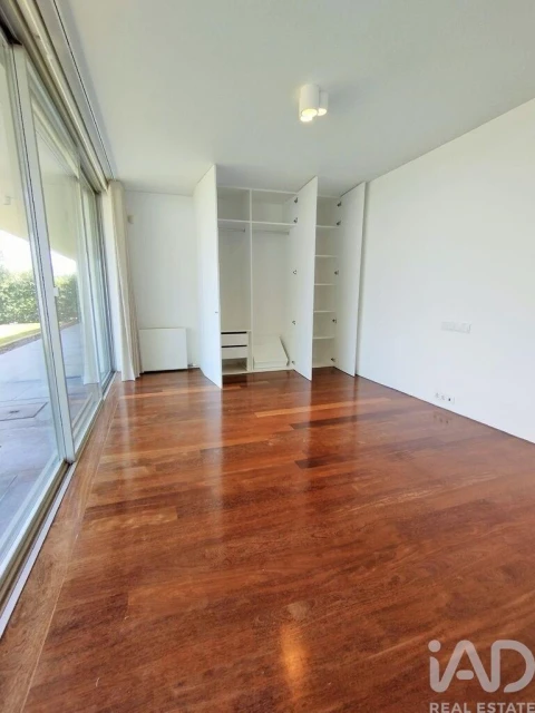 Moradia T4 para Venda em Vau