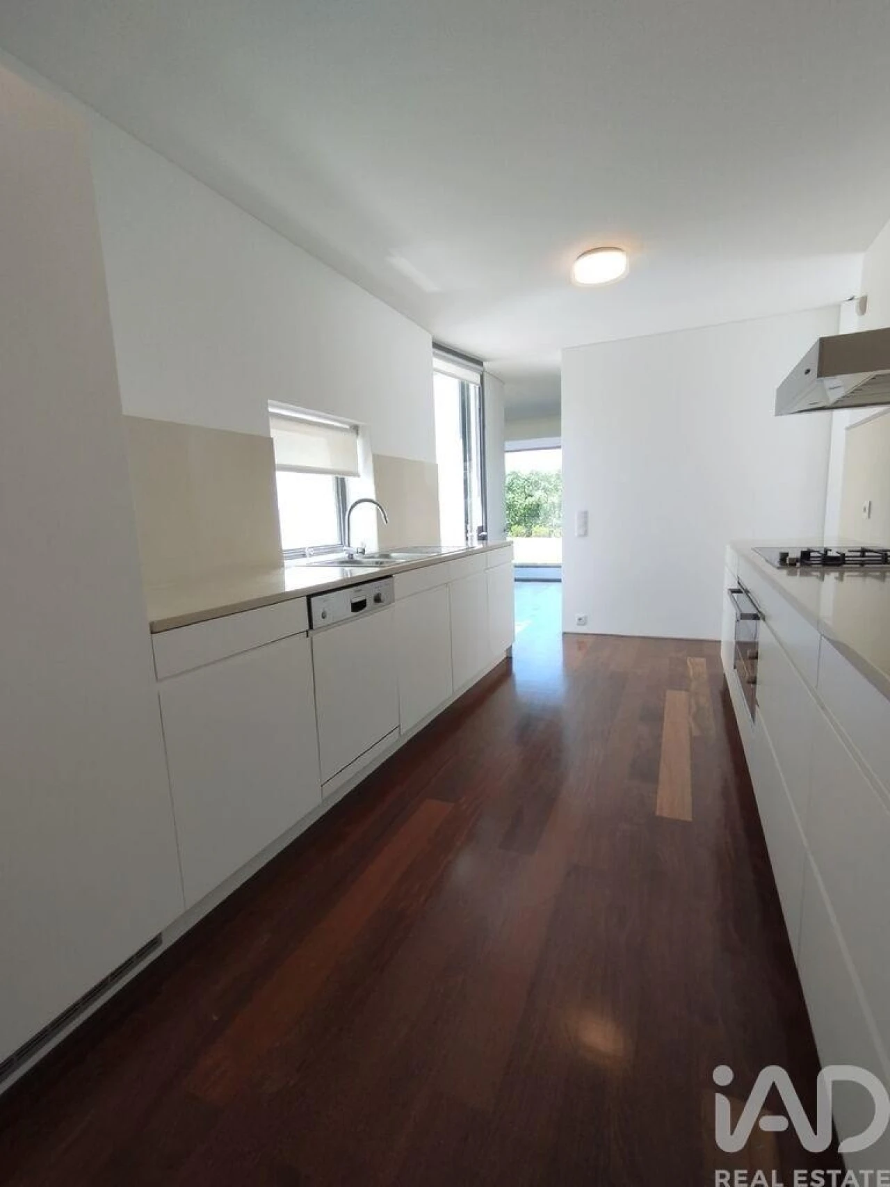 Moradia T4 para Venda em Vau Foto 14