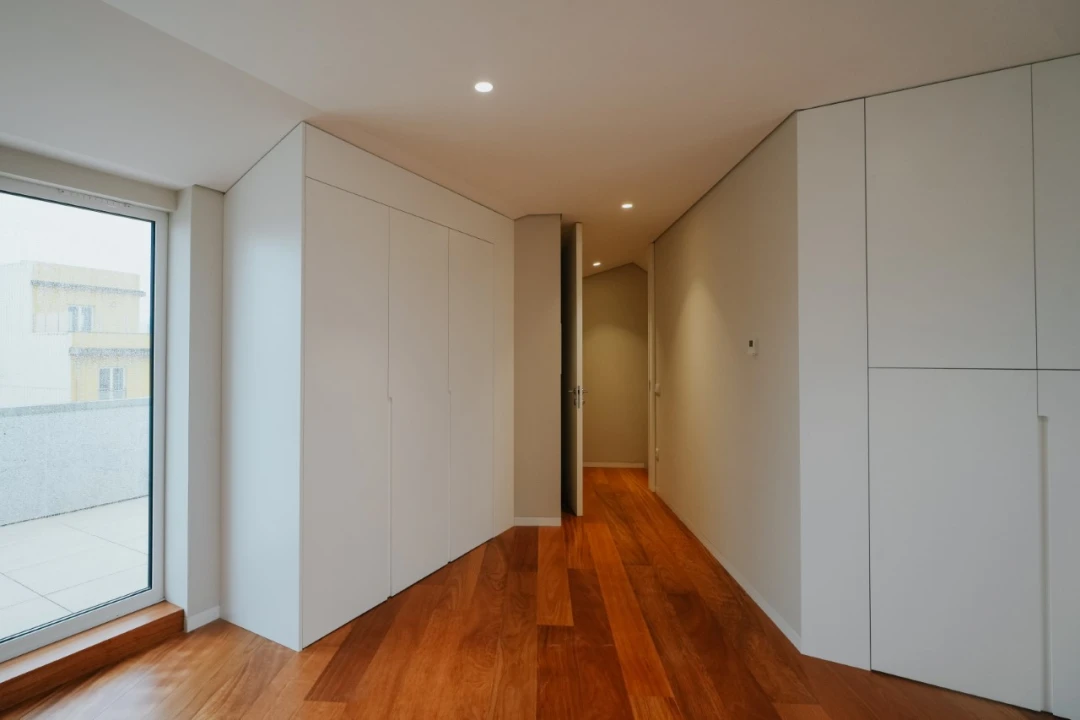 Apartamento T4 para Venda em Póvoa de Varzim, Beiriz e Argivai Foto 1