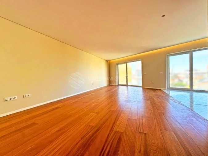 Apartamento T4 para Venda em Póvoa de Varzim, Beiriz e Argivai Foto 4