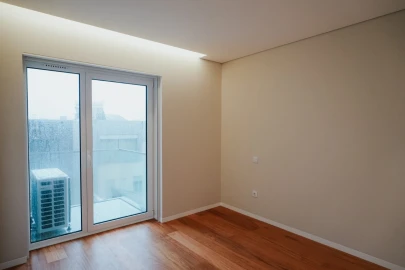 Apartamento T3 para Venda em Póvoa de Varzim, Beiriz e Argivai