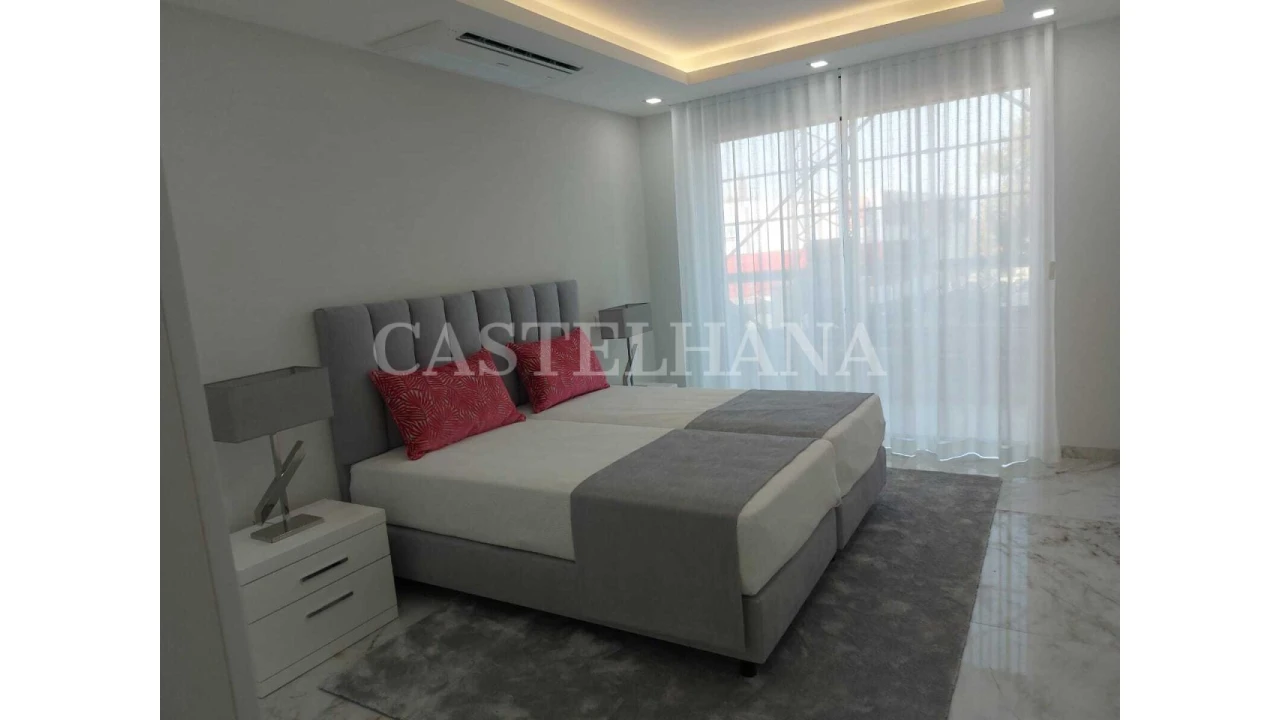 Apartamento T2 para Venda em Lagos (São Sebastião e Santa Maria) Foto 12